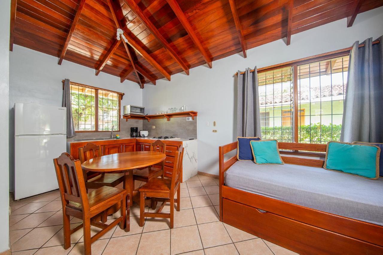 Hotel Bahia Esmeralda Потреро Екстер'єр фото