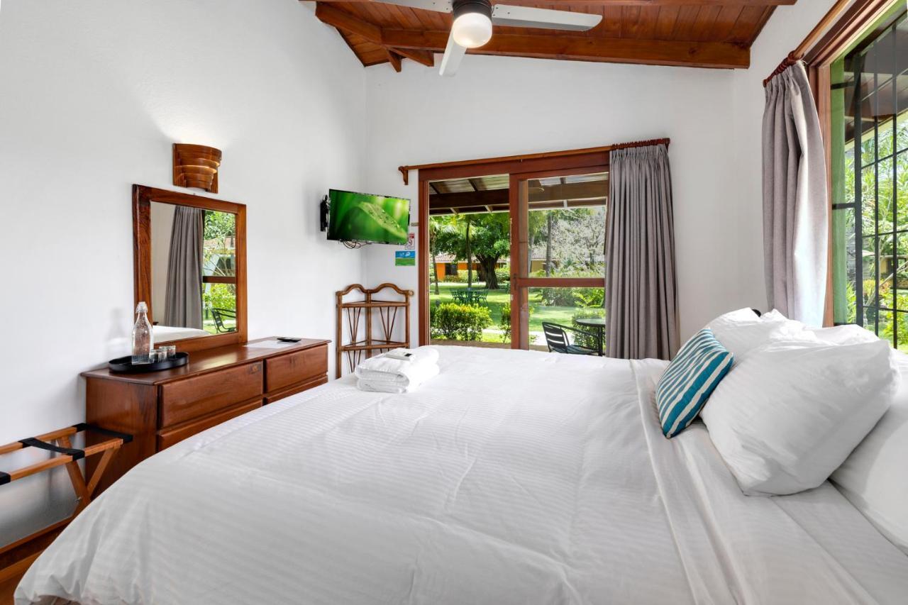 Hotel Bahia Esmeralda Потреро Екстер'єр фото
