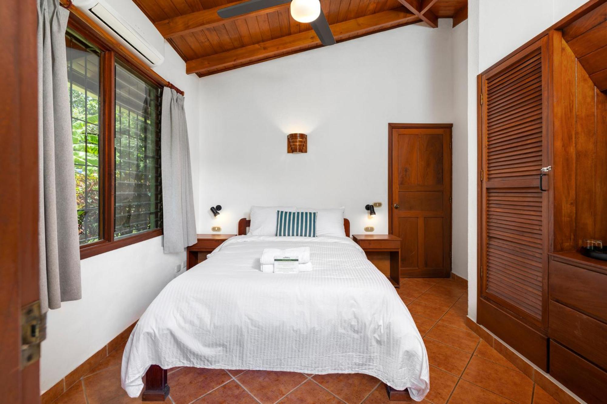Hotel Bahia Esmeralda Потреро Екстер'єр фото