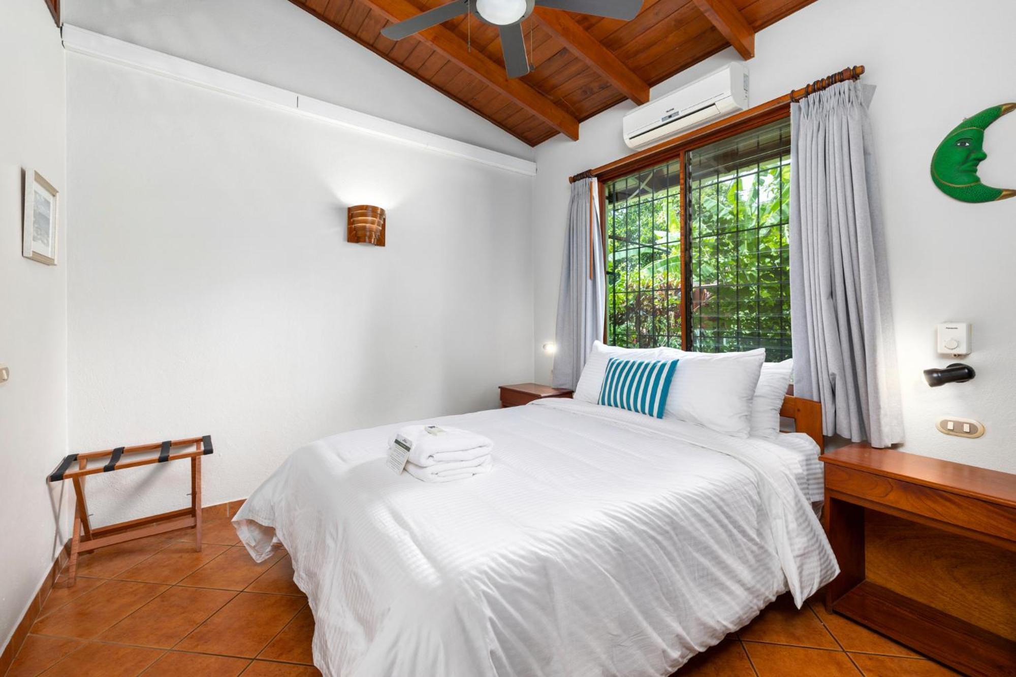 Hotel Bahia Esmeralda Потреро Екстер'єр фото