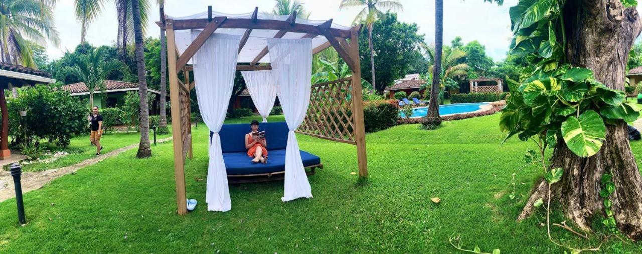 Hotel Bahia Esmeralda Потреро Екстер'єр фото